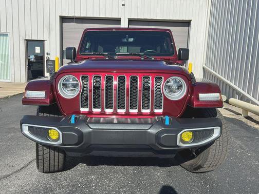 Snazzberry Pearlcoat 2022 Jeep Wrangler Unlimited 4xe Sahara