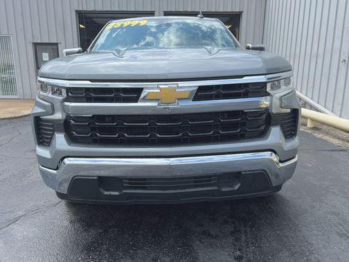 Sterling Gray Metallic 2024 Chevrolet Silverado 1500 LT