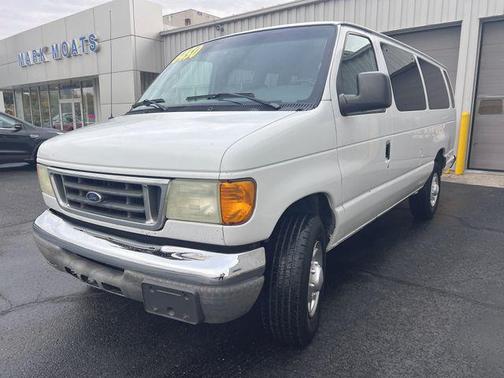2006 Ford E350 Super Duty XLT