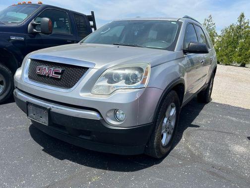 Liquid Silver Metallic 2008 GMC Acadia SLE-1