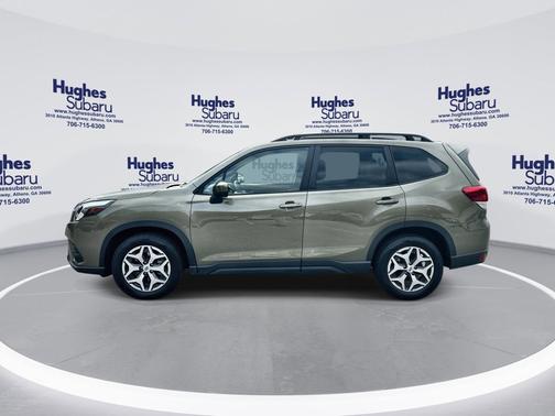 2023 Subaru Forester Premium