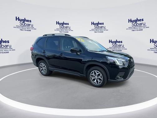 Crystal Black Silica 2023 Subaru Forester Premium