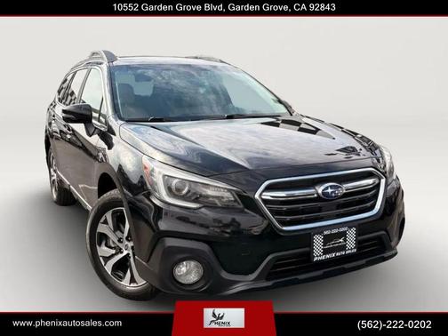 Crystal Black Silica 2018 Subaru Outback 3.6R Limited