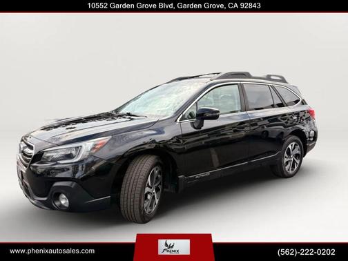 Crystal Black Silica 2018 Subaru Outback 3.6R Limited