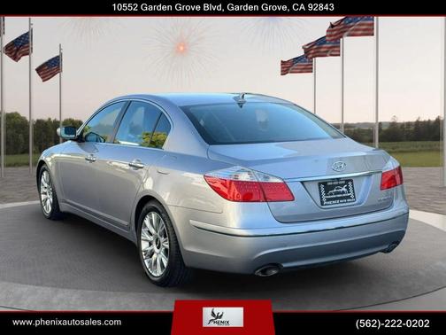 Platinum Metallic 2010 Hyundai Genesis 3.8
