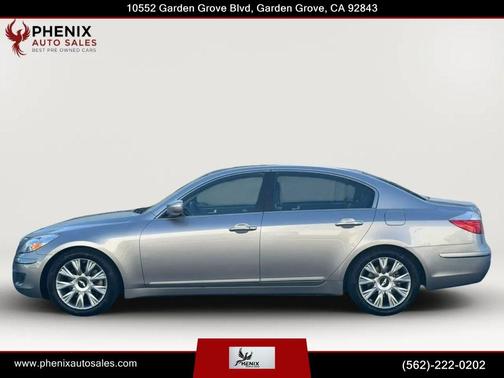 Platinum Metallic 2010 Hyundai Genesis 3.8