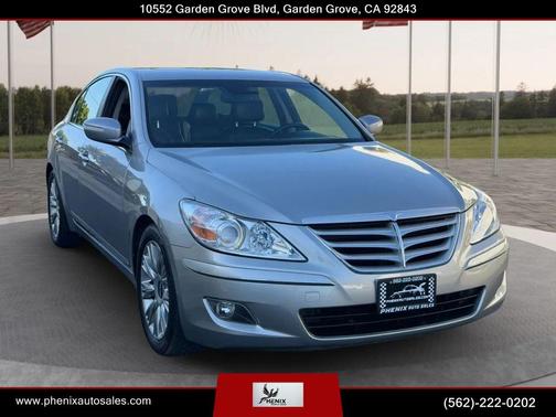 Platinum Metallic 2010 Hyundai Genesis 3.8