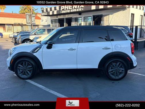 Light White 2014 MINI Countryman Cooper S