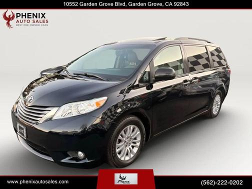 Midnight Black Metallic 2016 Toyota Sienna XLE