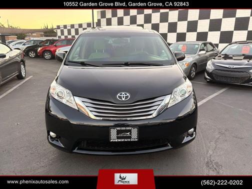 Midnight Black Metallic 2016 Toyota Sienna XLE