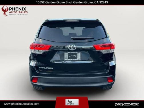 Blizzard Pearl 2018 Toyota Highlander LE I4