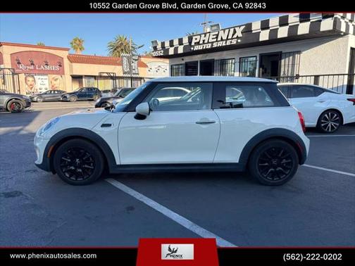 2018 MINI Hardtop Cooper