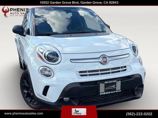 Bianco (White) 2017 FIAT 500L Trekking