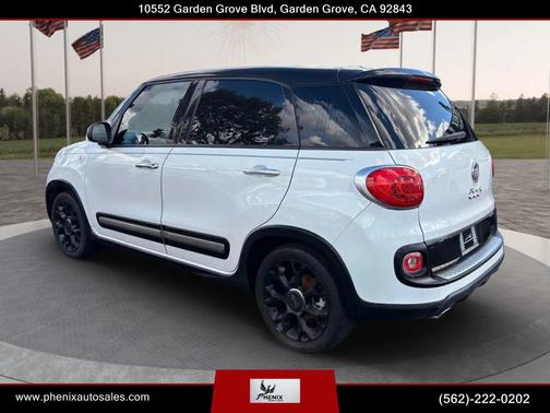 Bianco (White) 2017 FIAT 500L Trekking