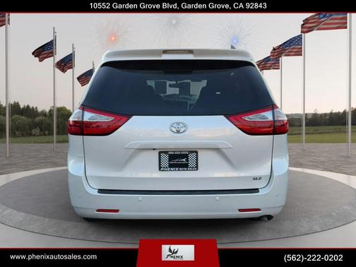 Blizzard Pearl 2015 Toyota Sienna XLE