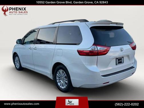 Blizzard Pearl 2015 Toyota Sienna XLE