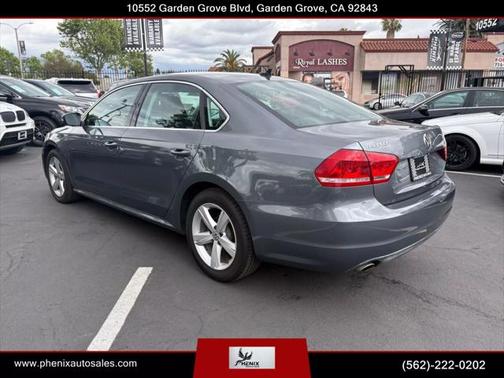 2013 Volkswagen Passat 2.5 SE