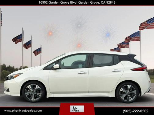 Pearl White 2021 Nissan Leaf SV 40 kWh
