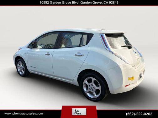 Glacier Pearl 2012 Nissan Leaf SV