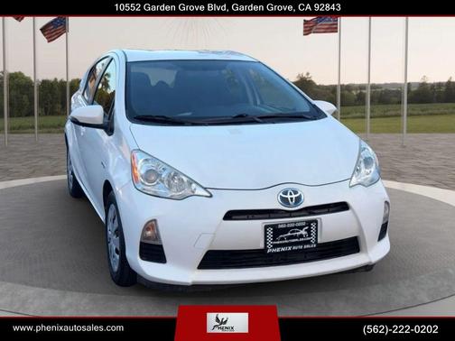 Super White 2012 Toyota Prius c Three
