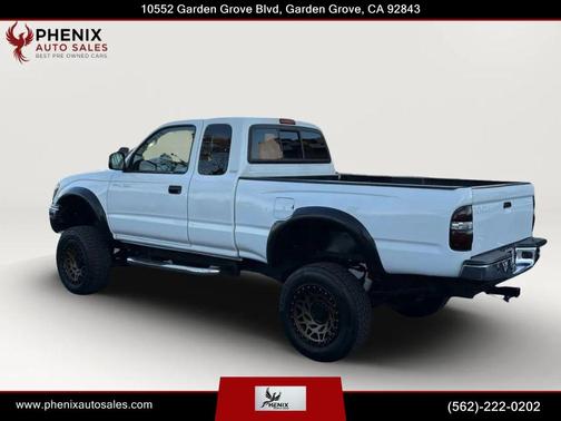 Super White 2003 Toyota Tacoma Xtracab
