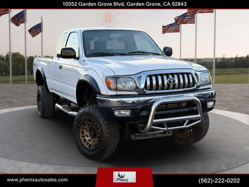 Super White 2003 Toyota Tacoma Xtracab