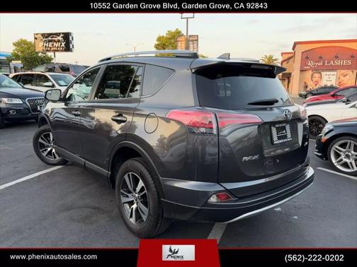 2017 Toyota RAV4 XLE
