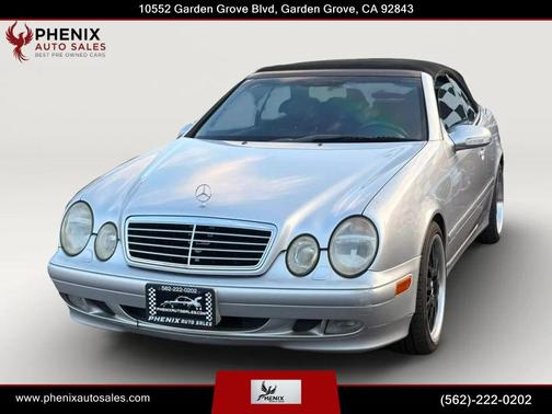 Brilliant Silver Metallic 2002 Mercedes-Benz CLK-Class 320 Cabriolet