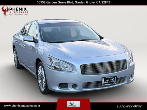 Brilliant Silver Metallic 2011 Nissan Maxima S