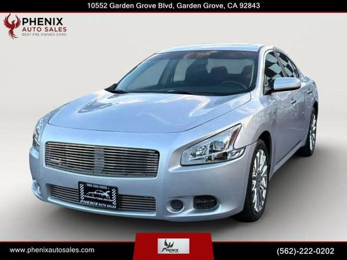 Brilliant Silver Metallic 2011 Nissan Maxima S