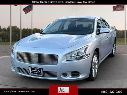 Brilliant Silver Metallic 2011 Nissan Maxima S