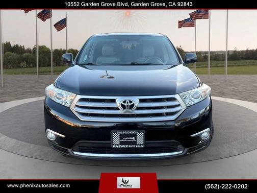 Black 2011 Toyota Highlander Limited