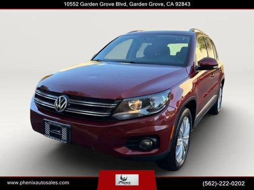 Wild Cherry Metallic 2013 Volkswagen Tiguan 2.0T SE 4MOTION