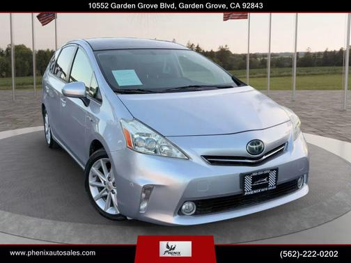 2012 Toyota Prius v Five