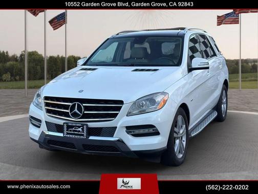 White 2012 Mercedes-Benz M-Class 4MATIC