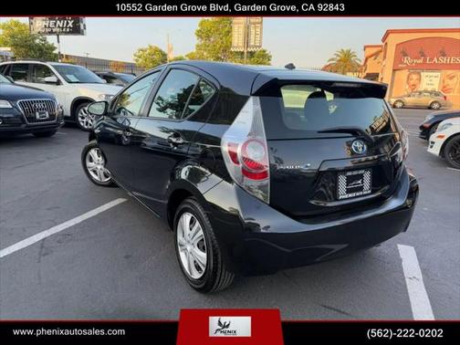 2014 Toyota Prius c Two