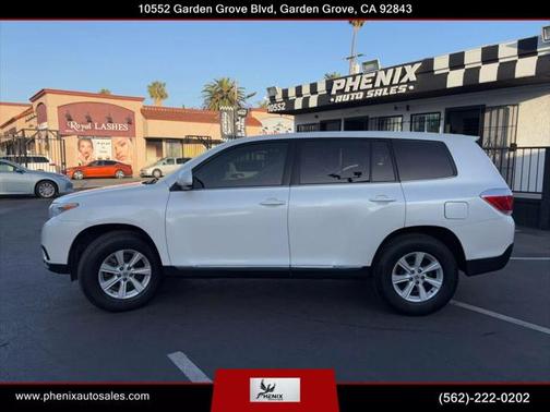 2013 Toyota Highlander SE