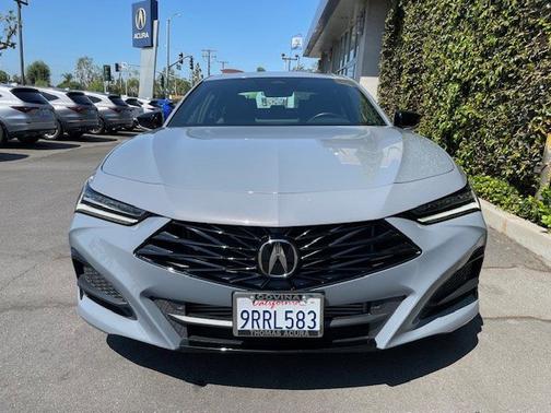 2025 Acura TLX 