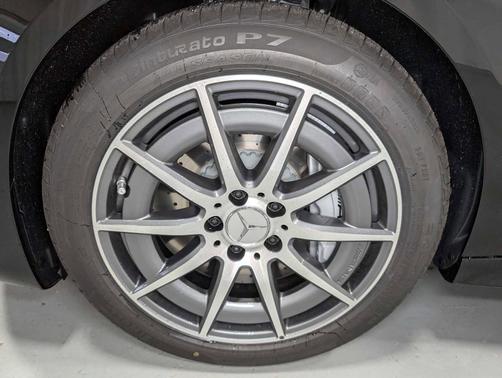 2025 Mercedes-Benz AMG C 43 4MATIC