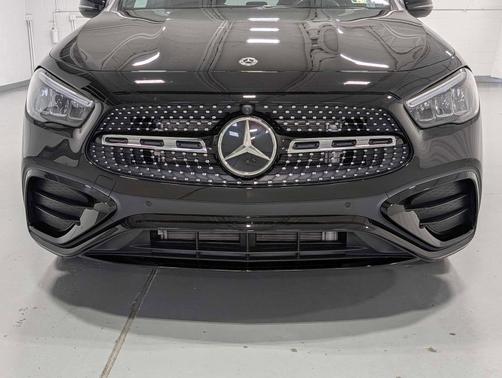 2025 Mercedes-Benz GLA 250