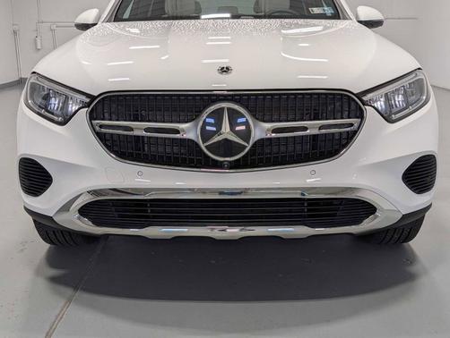 2026 Mercedes-Benz GLC 300 