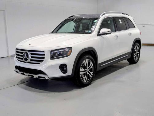 2025 Mercedes-Benz GLB 250 