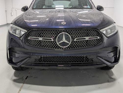 2023 Mercedes-Benz GLC 300 