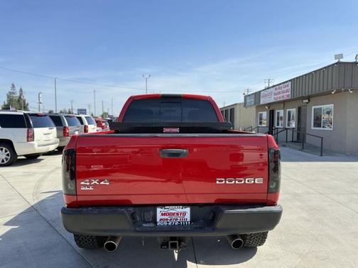 Red 2004 Dodge Ram 1500 SLT Quad Cab