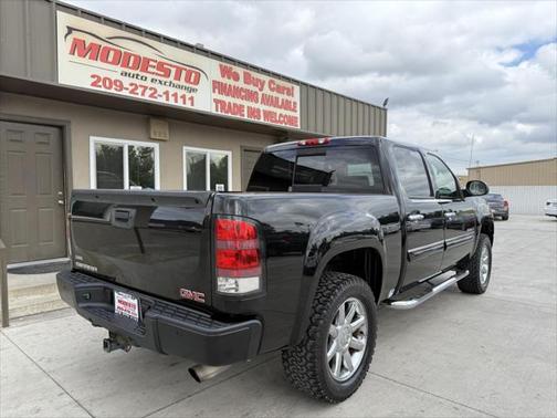 2009 GMC Sierra 1500 Denali Crew Cab