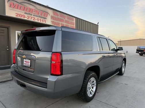 2018 Chevrolet Suburban LT