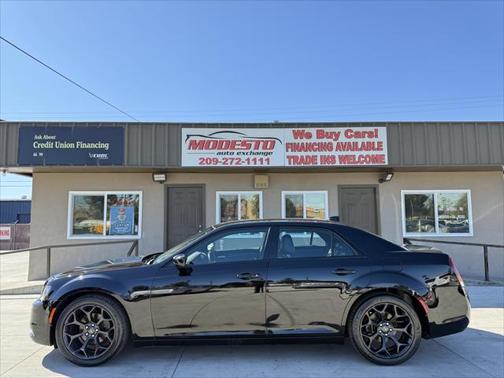 2019 Chrysler 300 S