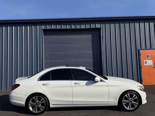 2018 Mercedes-Benz C-Class C300 Sedan