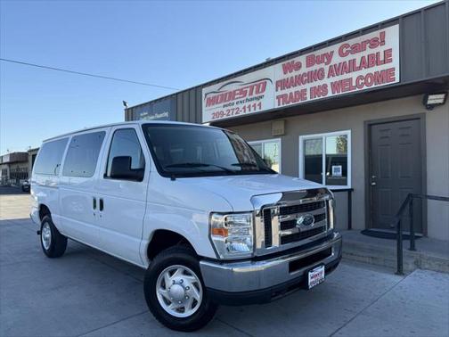 2012 Ford E350 Super Duty XLT