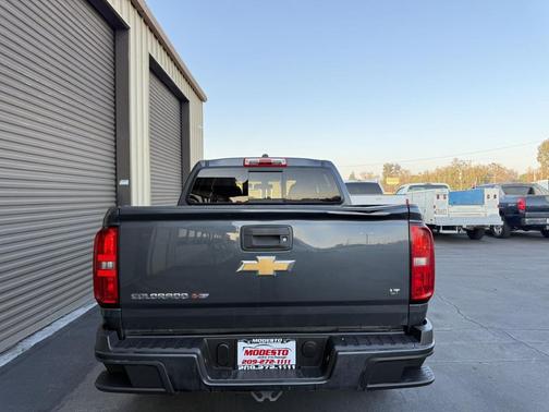 2017 Chevrolet Colorado LT